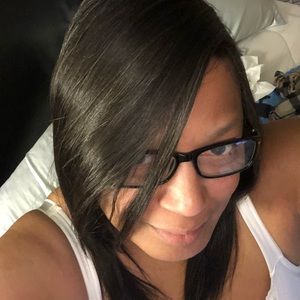 Meet your Posher, Robyn